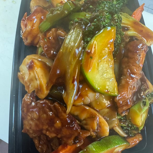Beef with Chef's Garlic Sauce.